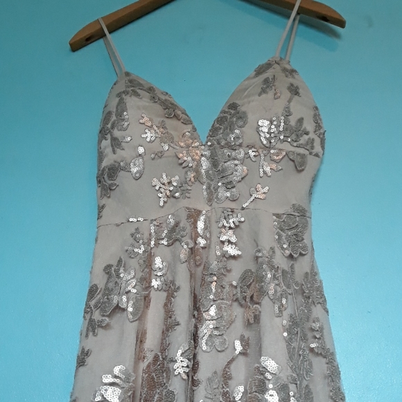 Lovers and Friends sequin mini-dress - Picture 6 of 7